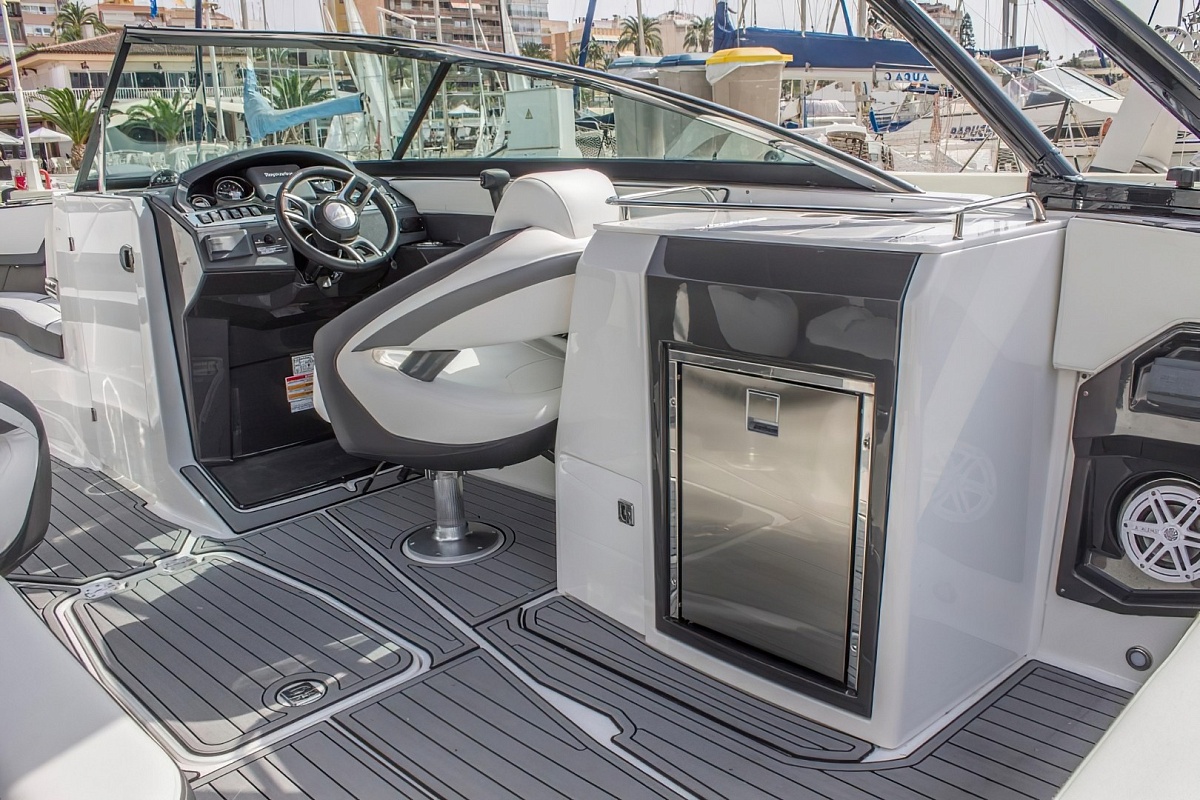 Продается катер Monterey 278 Super Sport